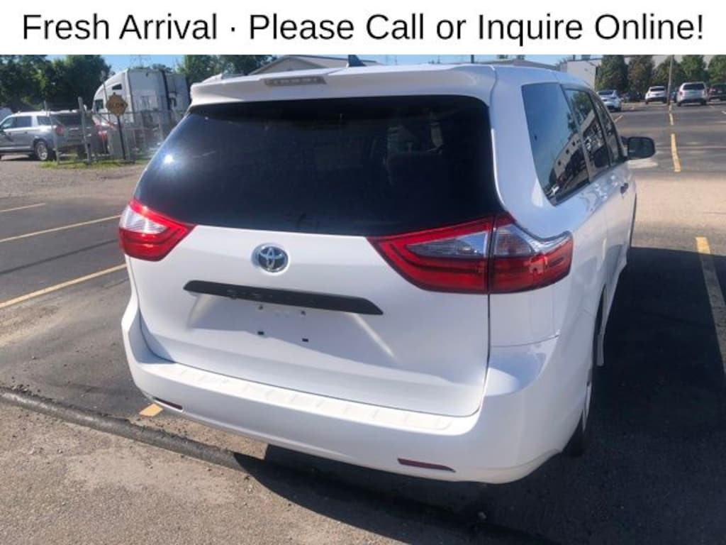 Used 2020 Toyota Sienna L 7 Passenger Minivan/Van