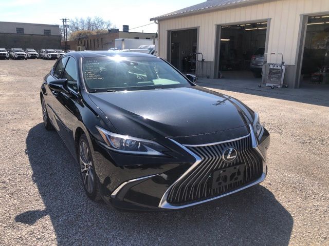 Lexus ES 350 FWD
