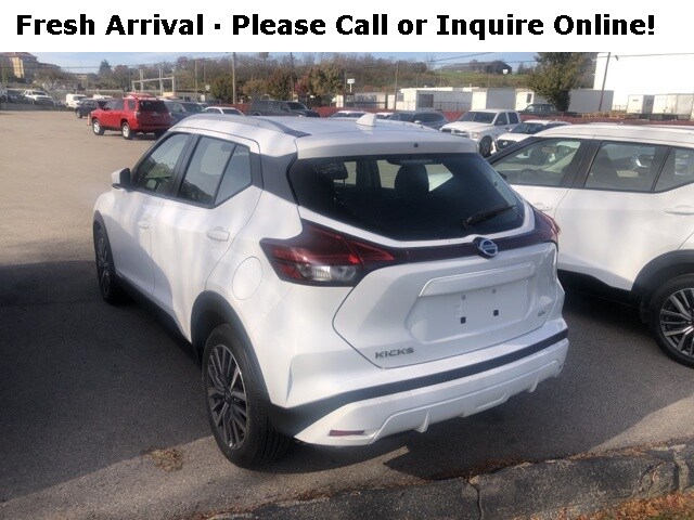 2021 Nissan Kicks SV photo 3