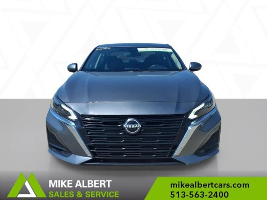 Used 2023 Nissan Altima 2.5 SV Sedan