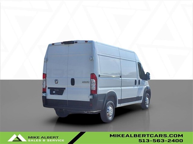 2023 Ram ProMaster 2500 photo 3