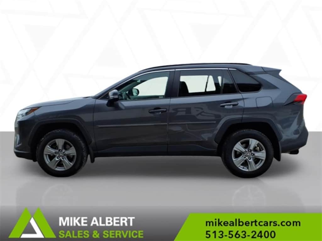 Used 2022 Toyota RAV4 XLE SUV