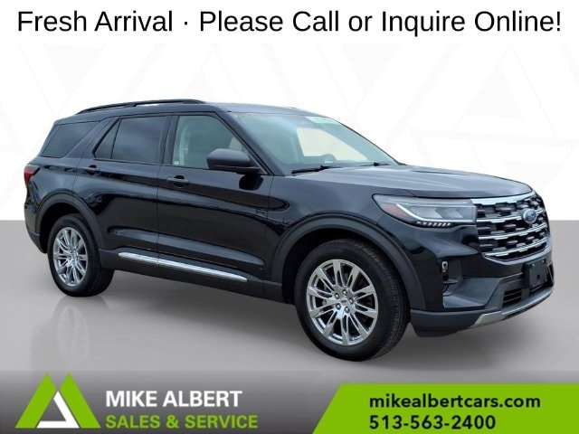 Black Metallic 2025 Ford Explorer SUV / Crossover All-Wheel Drive Automatic