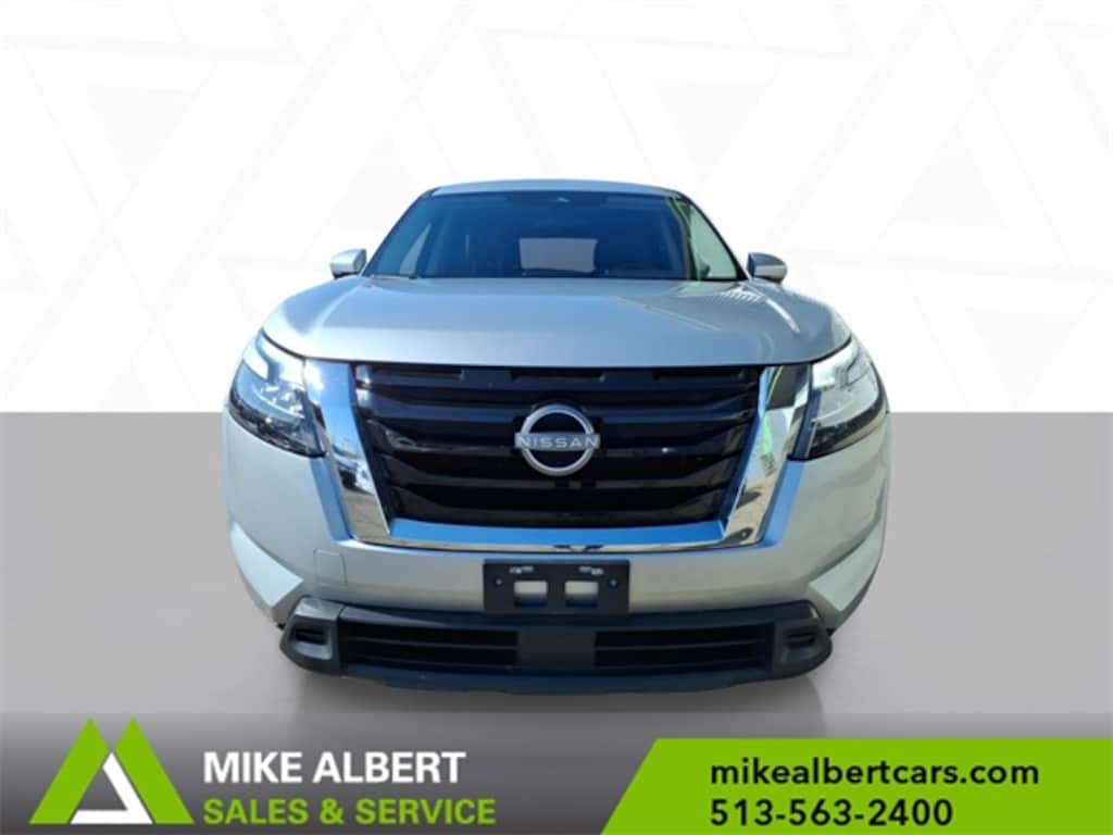 Used 2023 Nissan Pathfinder SV SUV