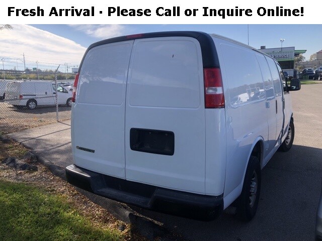 2019 Chevrolet Express 2500 Cargo Van photo 4