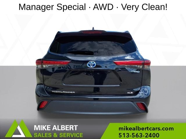 View vehicle photo 6