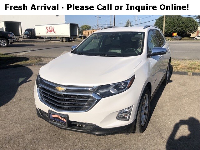 2020 Chevrolet Equinox Premier photo 2