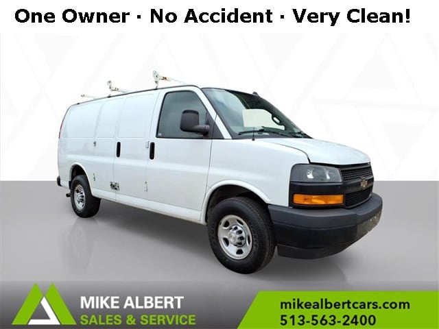 2019 Chevrolet Express Cargo Work Van's photo