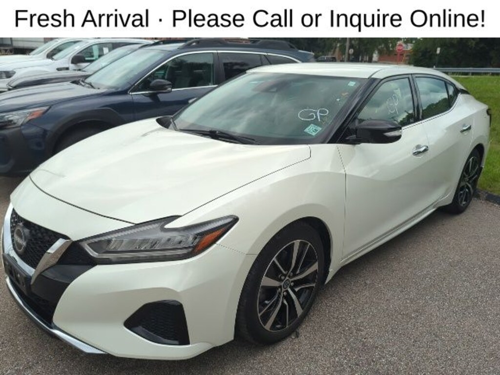 Used 2023 Nissan Maxima SV Sedan
