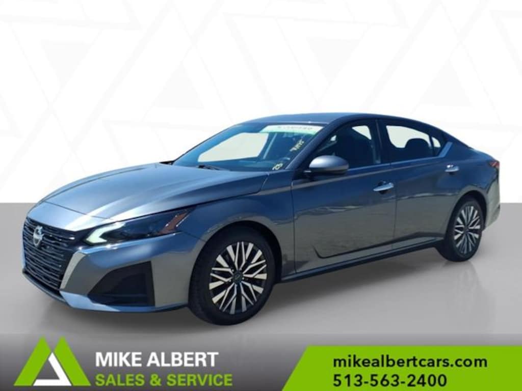 Used 2023 Nissan Altima 2.5 SV Sedan