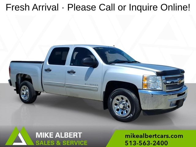 Silver Ice Metallic 2012 Chevrolet Silverado 1500 Pickup Truck 4X2 4-Speed Automatic Overdrive