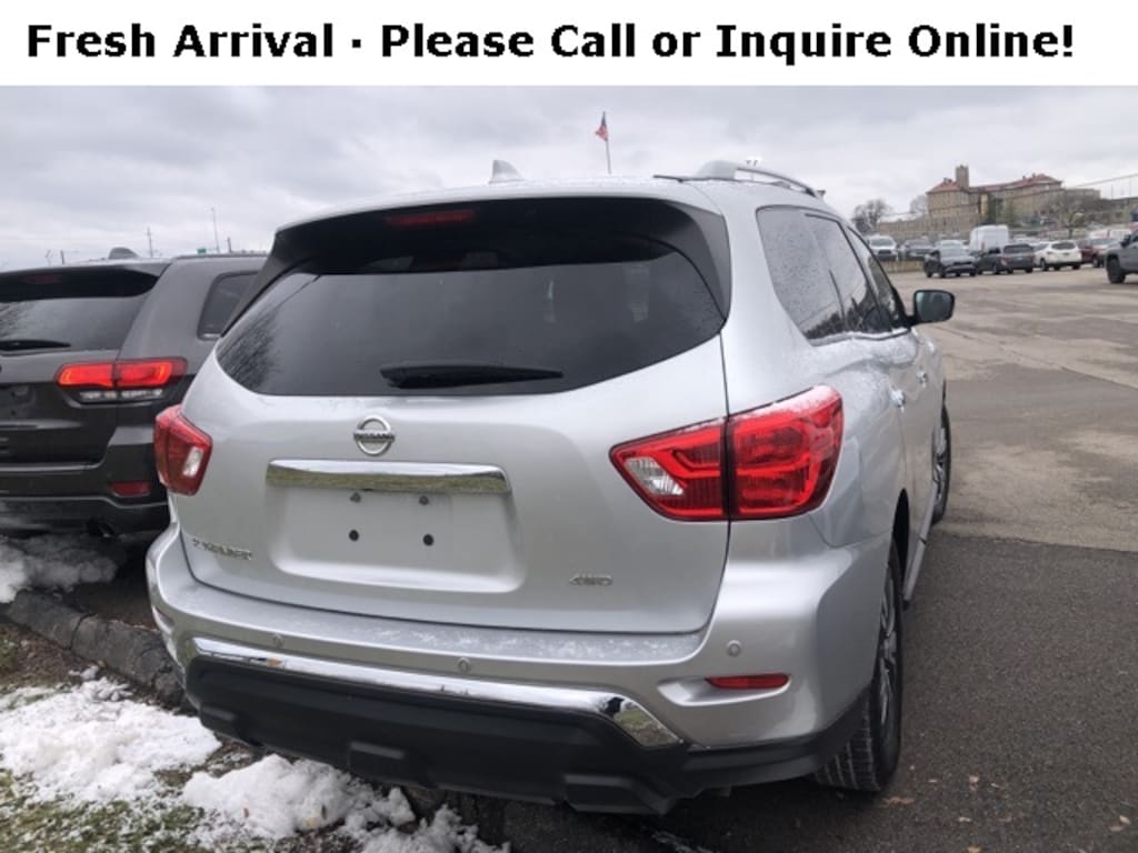 Used 2020 Nissan Pathfinder S SUV