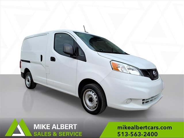 2021 Nissan NV200 S's photo