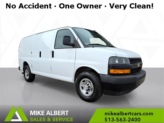 2019 Chevrolet Express Cargo Work Van's photo