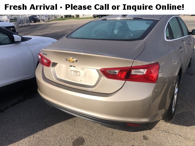 2023 Chevrolet Malibu LS photo 4