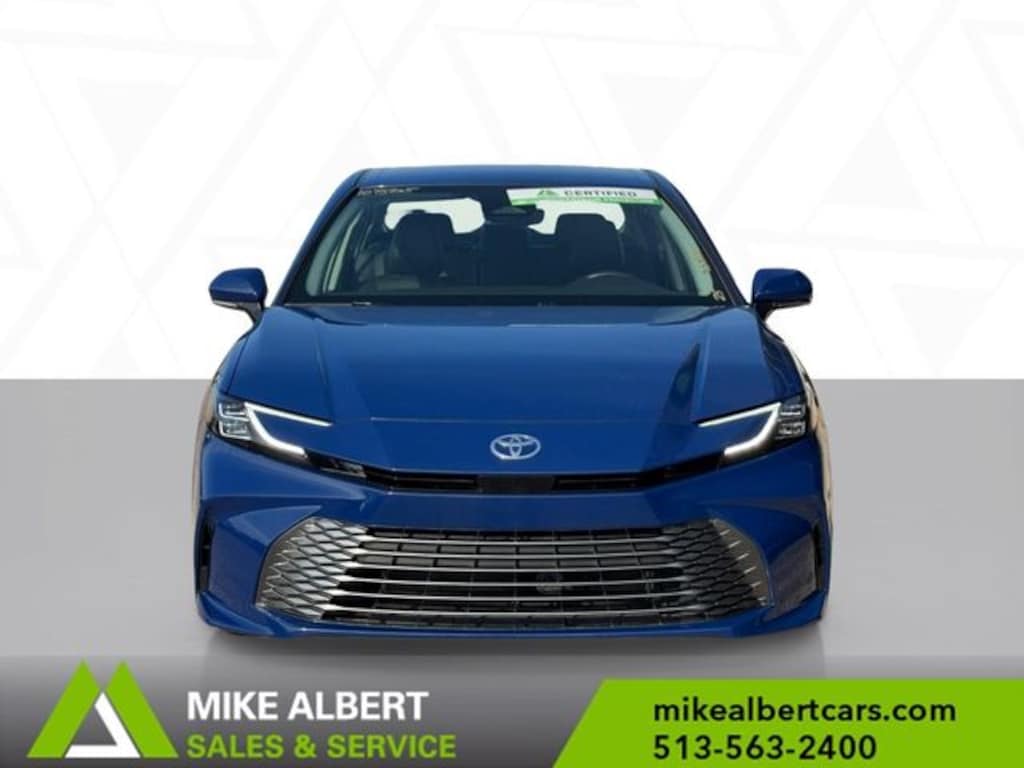 Used 2025 Toyota Camry XLE Sedan