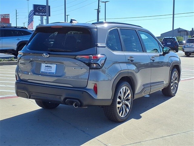 2026 Subaru Forester Touring photo 2