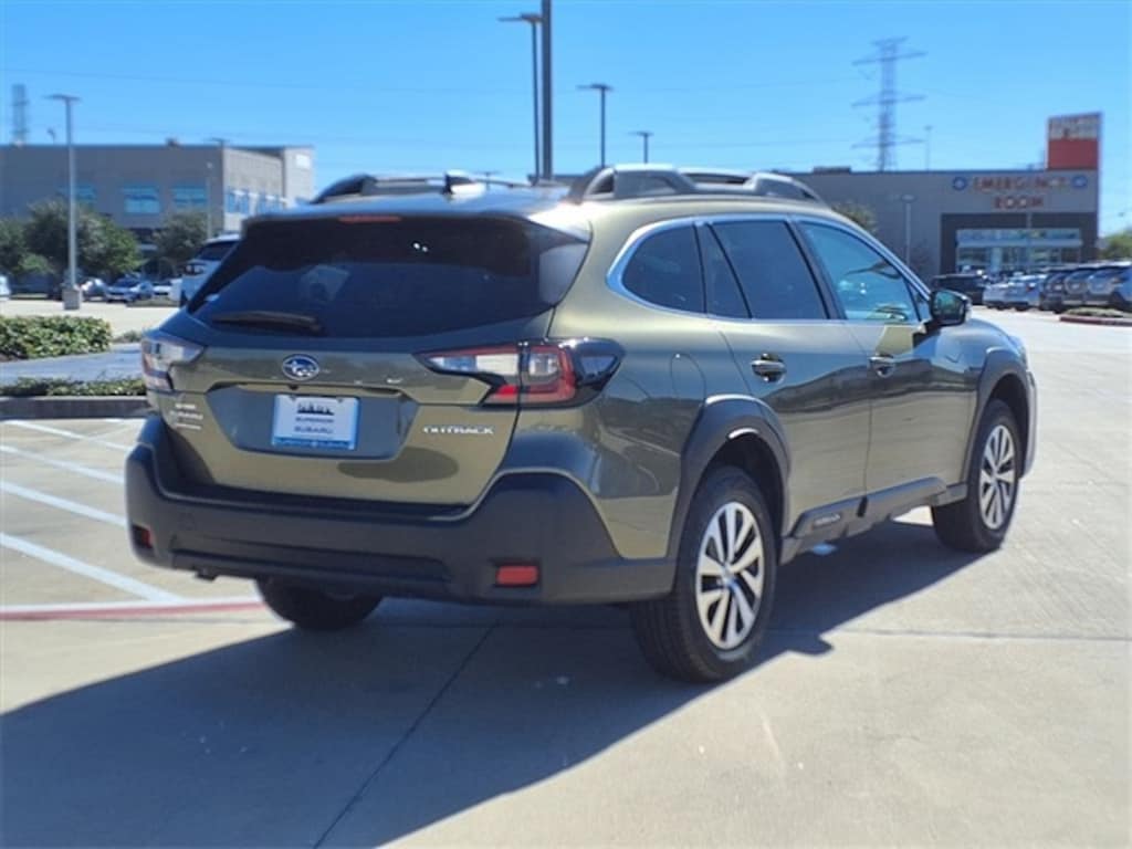 New 2025 Subaru Outback Premium SUV