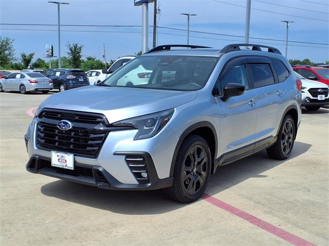 2025 Subaru Ascent Onyx Edition Touring photo 2