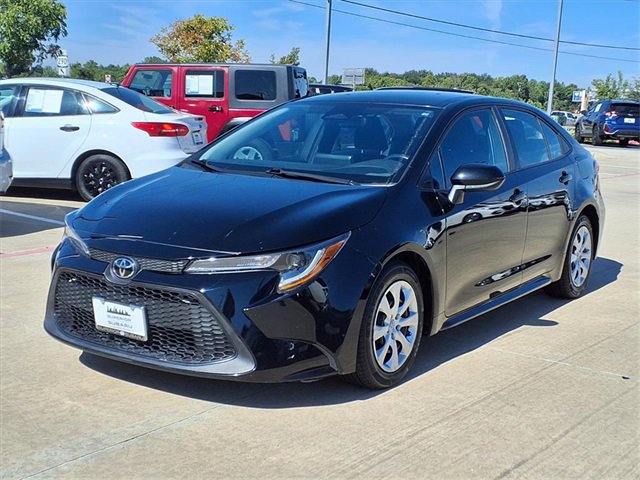2023 Toyota Corolla LE photo 2