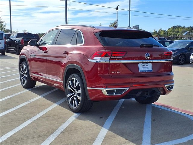 2021 Volkswagen Atlas Cross Sport V6 SEL R-Line photo 3