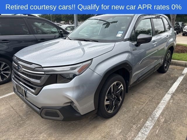 2025 Subaru Forester Limited Hybrid's photo