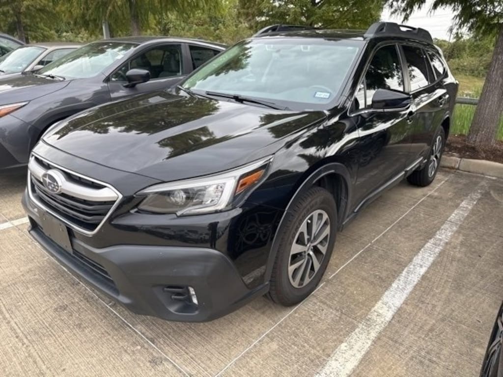 Used 2022 Subaru Outback Premium SUV