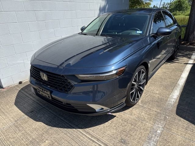 2025 Honda Accord Hybrid Touring's photo