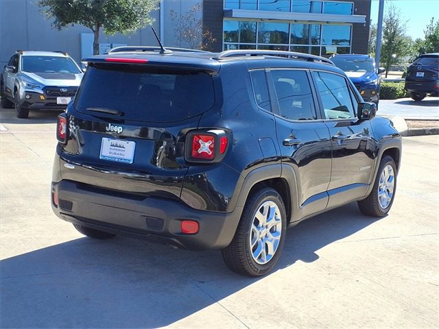 2015 Jeep Renegade Latitude North Edition photo 4