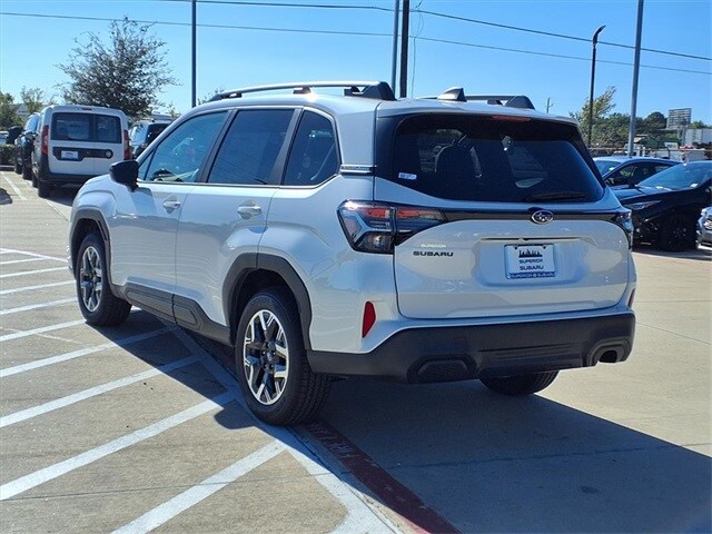 2025 Subaru Forester Premium Base photo 3