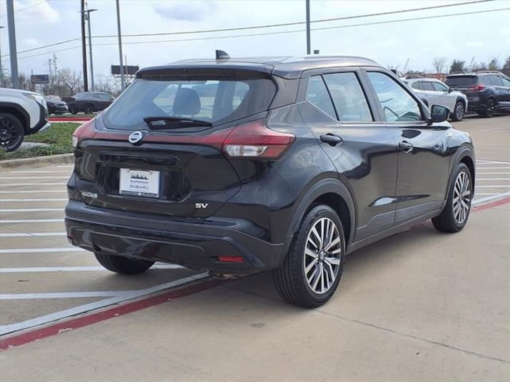 Used 2021 Nissan Kicks SV SUV