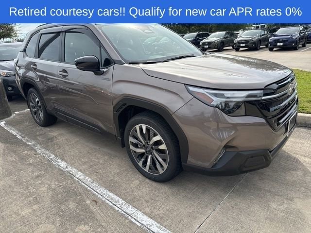 2025 Subaru Forester Touring Hybrid's photo
