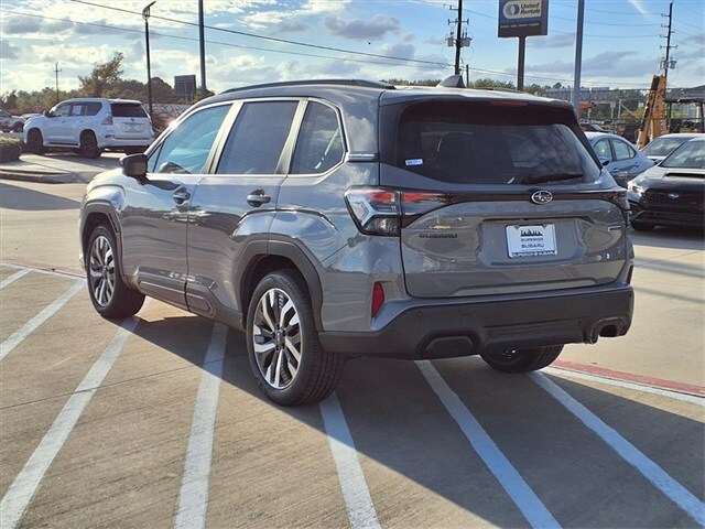 2026 Subaru Forester Touring photo 3