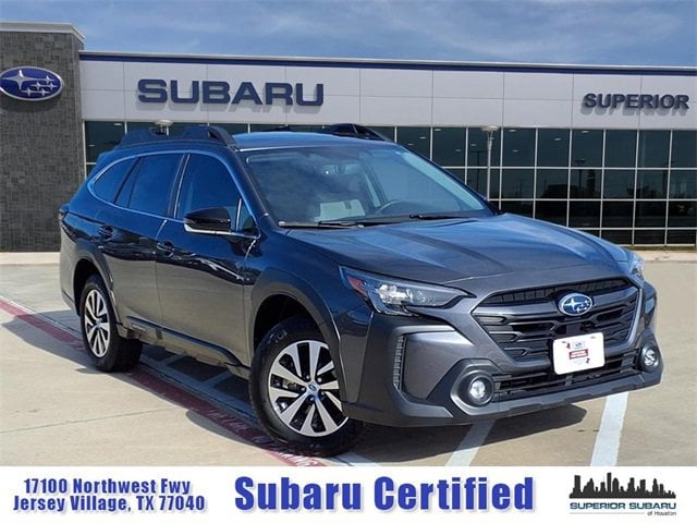 2025 Subaru Outback Premium's photo