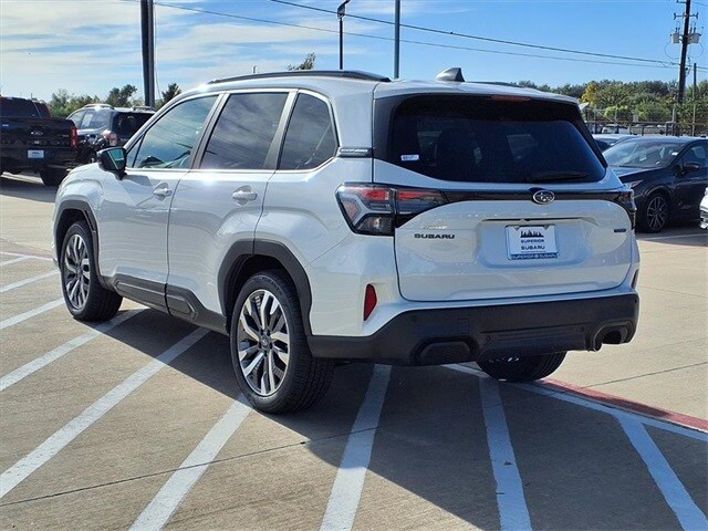 2026 Subaru Forester Touring photo 3