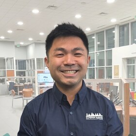 Staff member Gary Chiu from cf1e4c96c6f5
