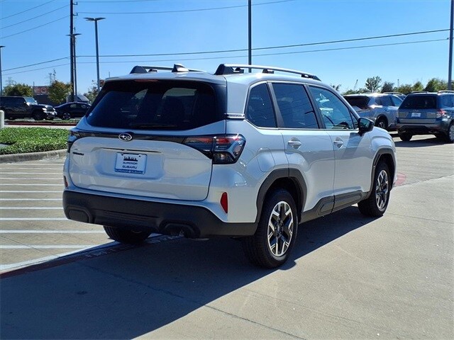 2025 Subaru Forester Premium Base photo 4