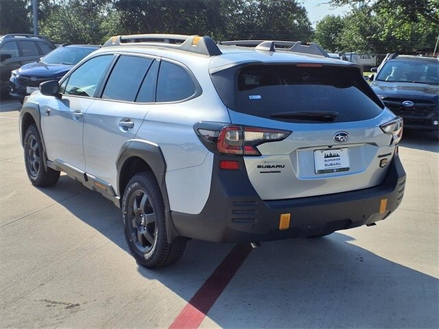 2025 Subaru Outback Wilderness photo 3