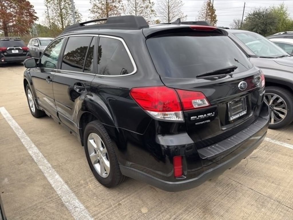 Used 2014 Subaru Outback 2.5i Limited (CVT) SUV