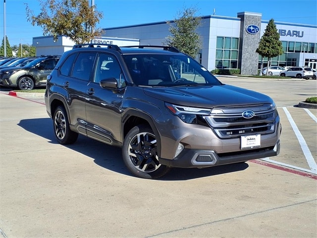 2025 Subaru Forester Limited's photo