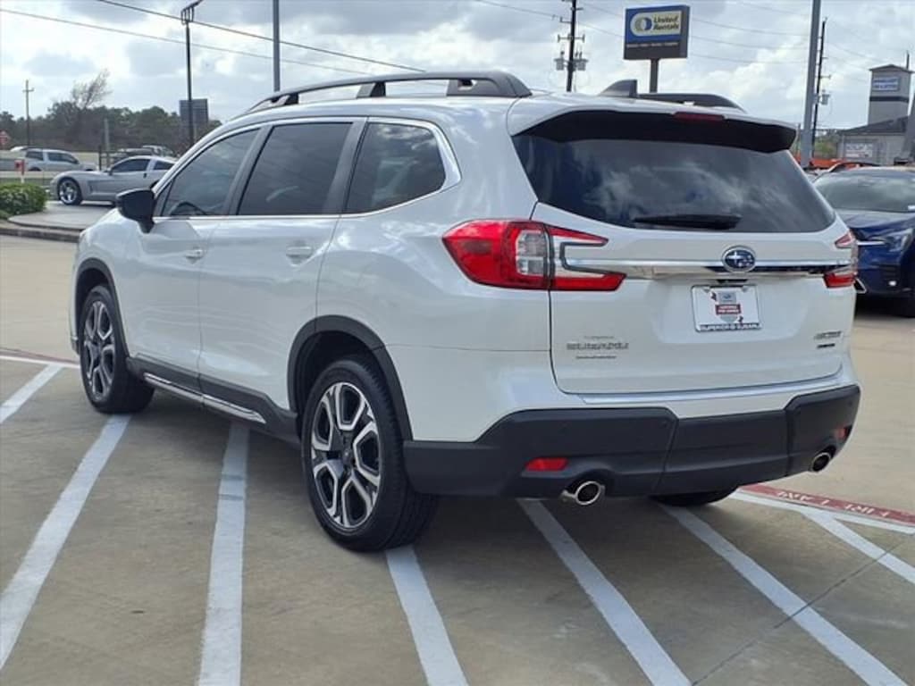 Certified 2024 Subaru Ascent Limited 8-Passenger SUV