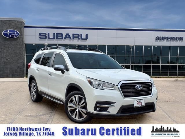 2022 Subaru Ascent Touring's photo