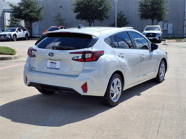 2025 Subaru Impreza Base photo 4