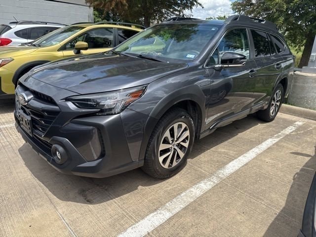 2025 Subaru Outback Premium's photo