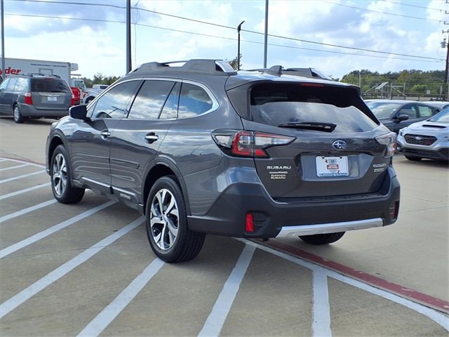 2022 Subaru Outback Touring photo 3