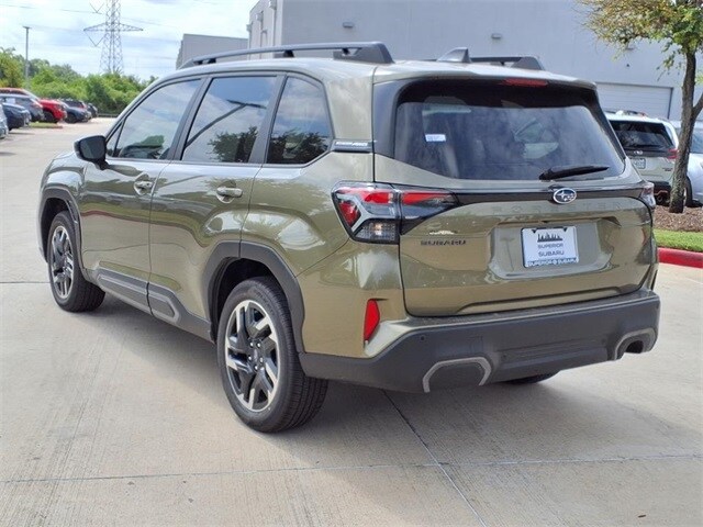 2025 Subaru Forester Limited photo 3