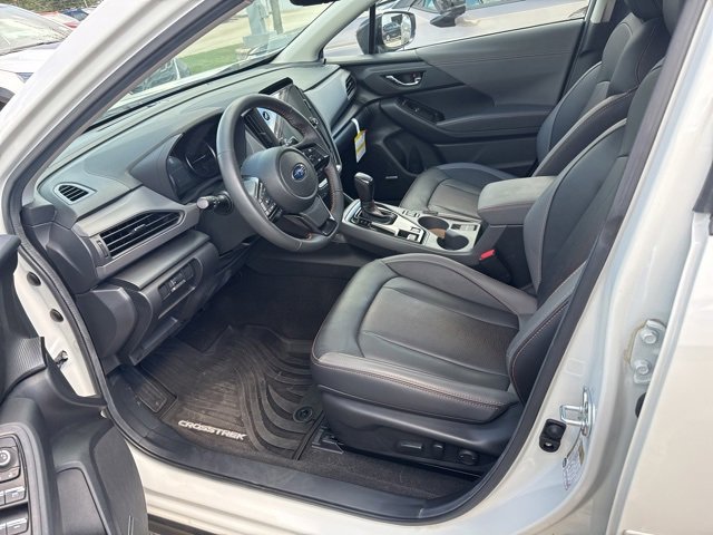 2025 Subaru Crosstrek Limited photo 2