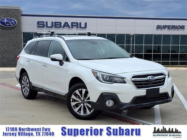 2019 Subaru Outback Touring's photo