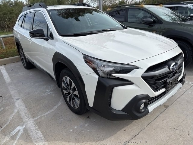 2023 Subaru Outback Limited's photo