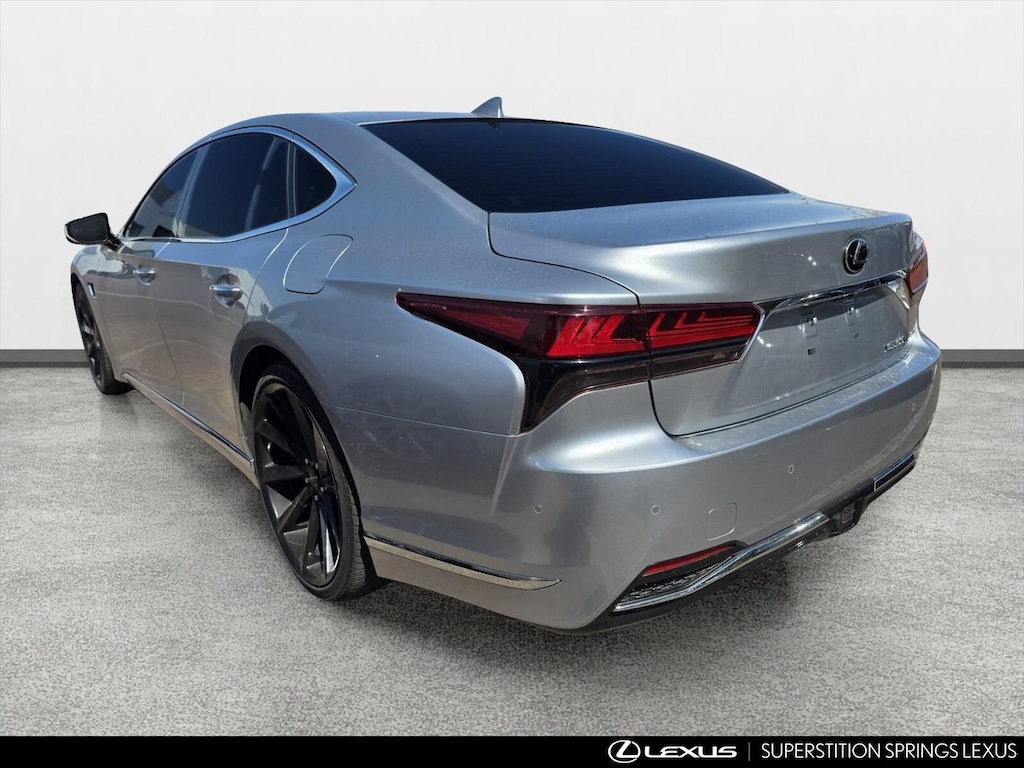 Used 2023 Lexus LS 500h Sedan